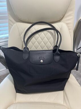 Longchamp le pliage black tote